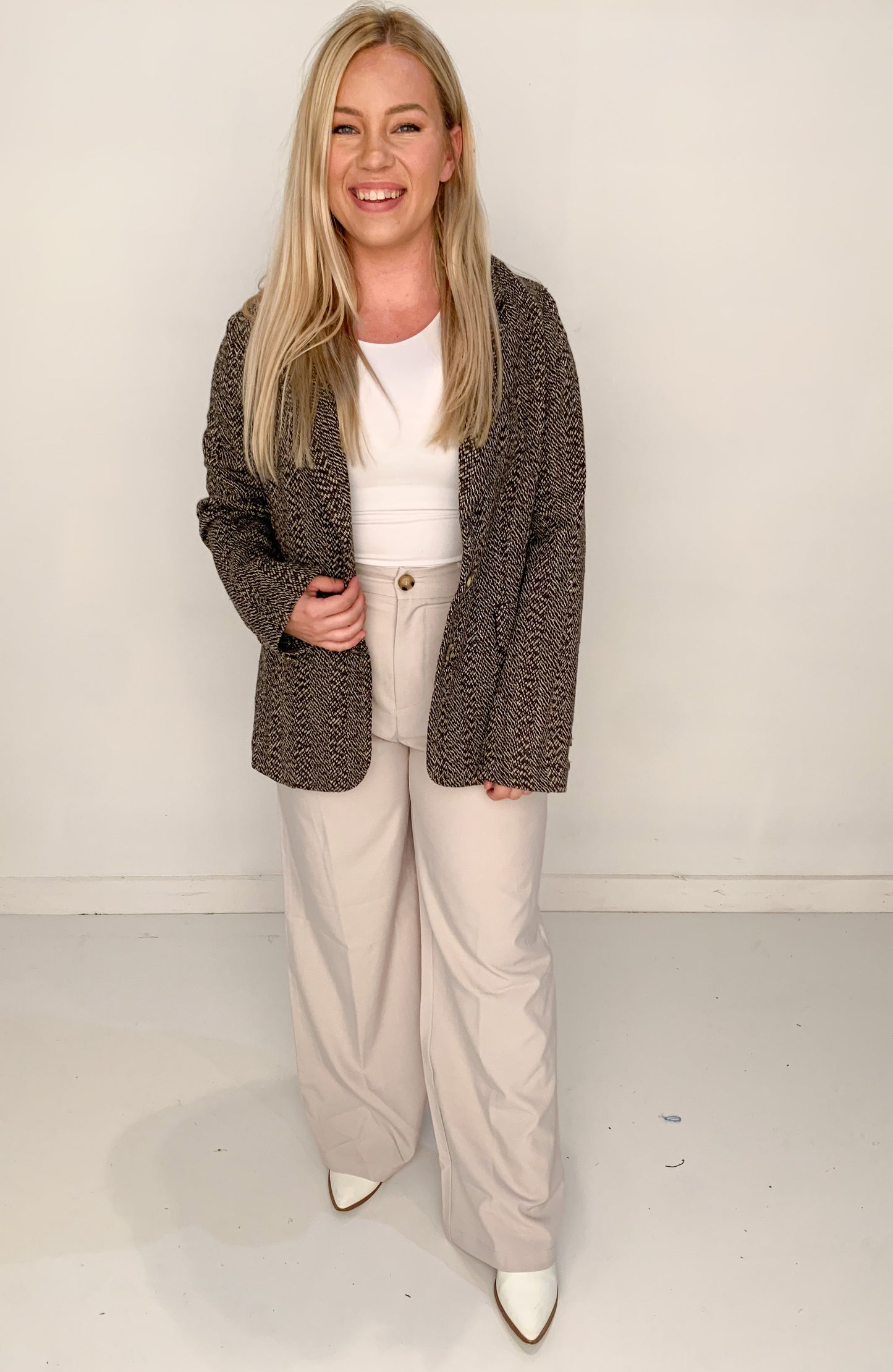 Hilda Modern Style Herringbone Blazer, Mocha Multi