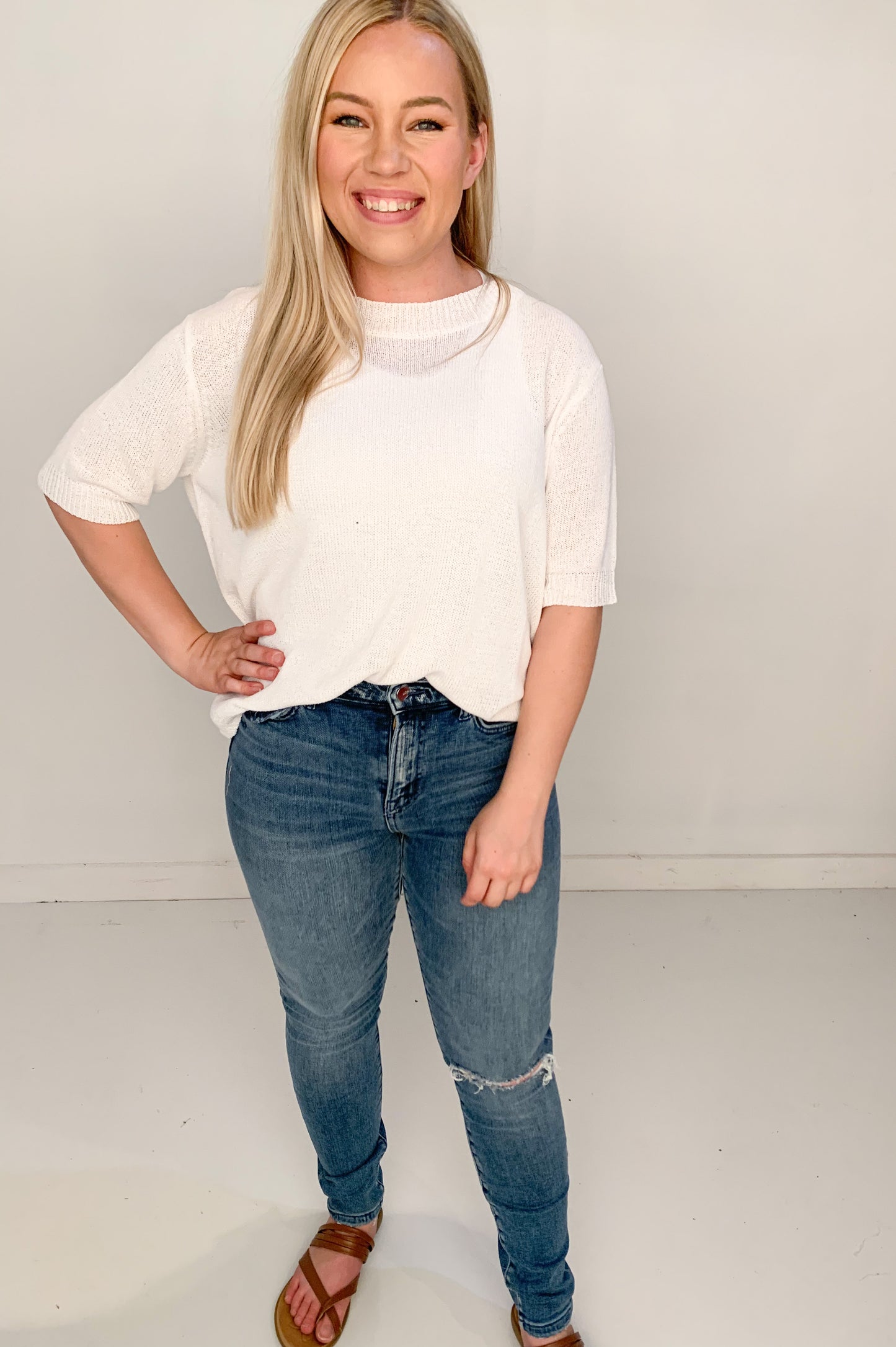Jordi Short Sleeve Sweater Top, White