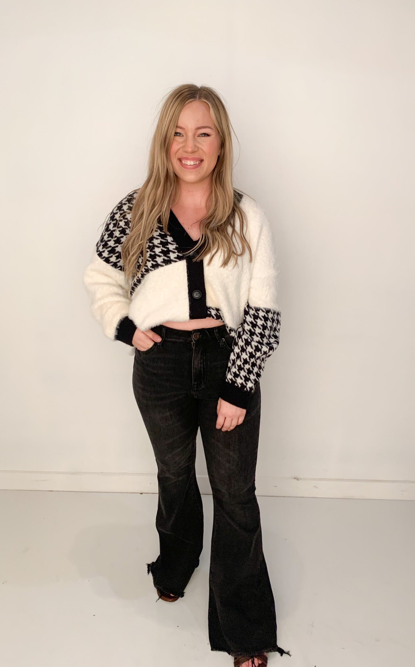 Rae Color Block Houndstooth Button Up Cardigan, Black/White