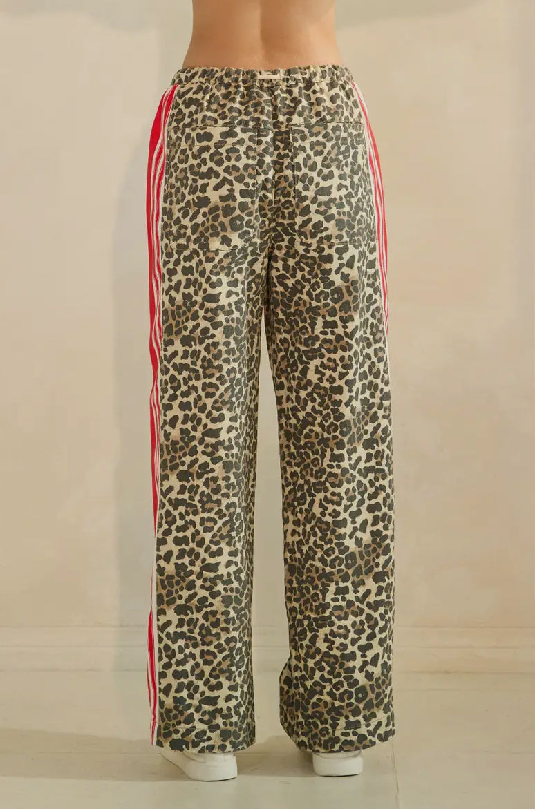 Quinlan Leopard Sport Striped Wide Leg Pants, Leopard / Red