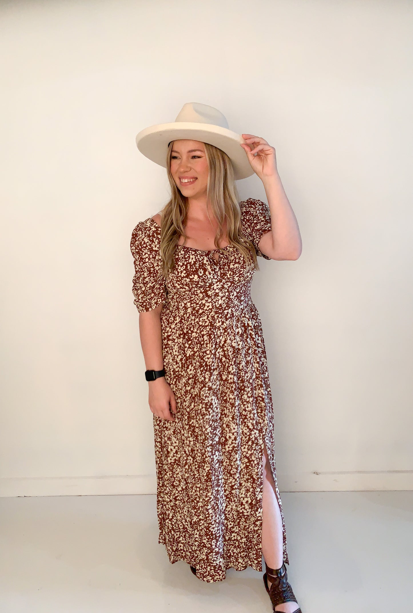Sutton Floral Print Dress with Sweetheart Neckline, Brown