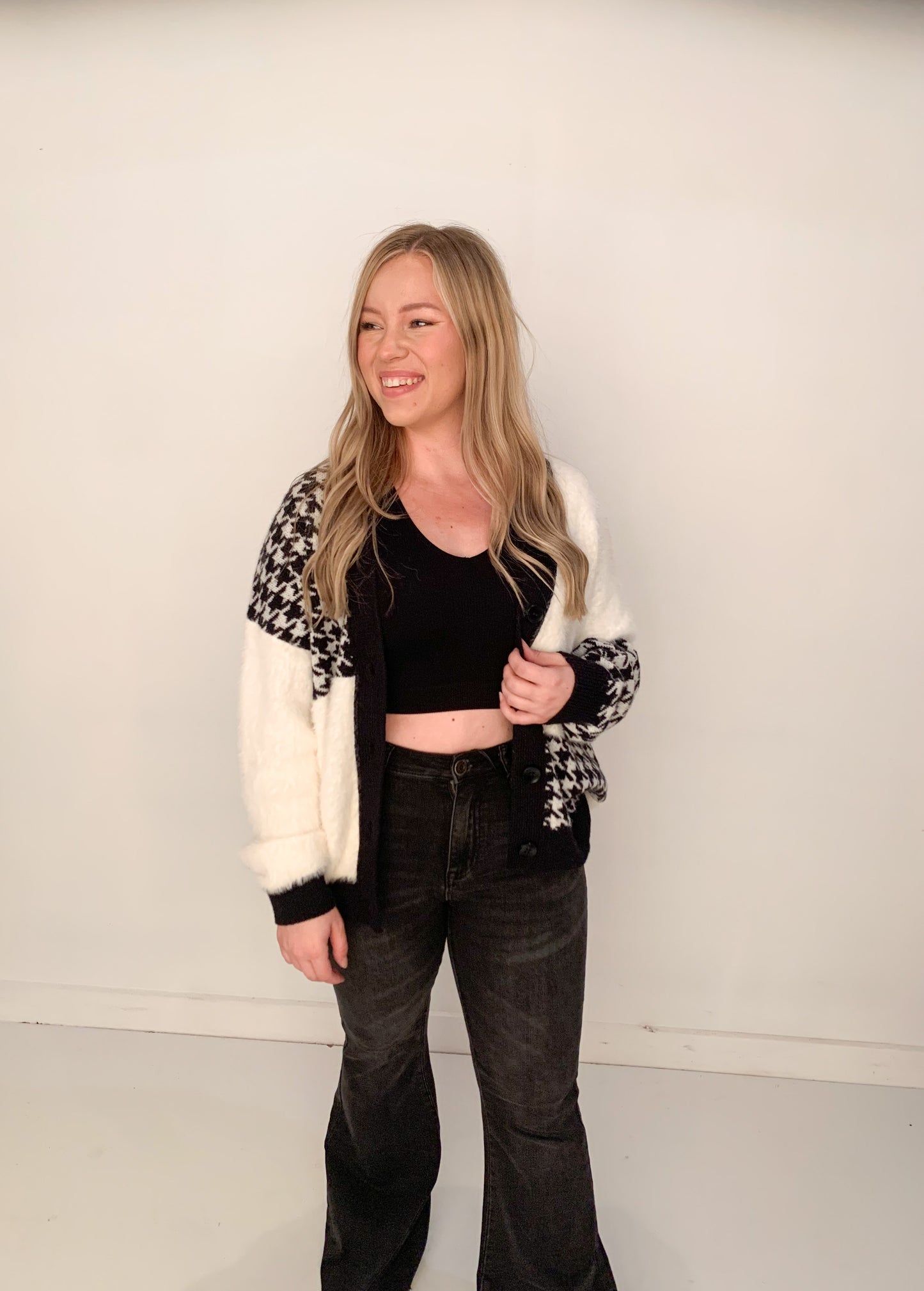 Rae Color Block Houndstooth Button Up Cardigan, Black/White