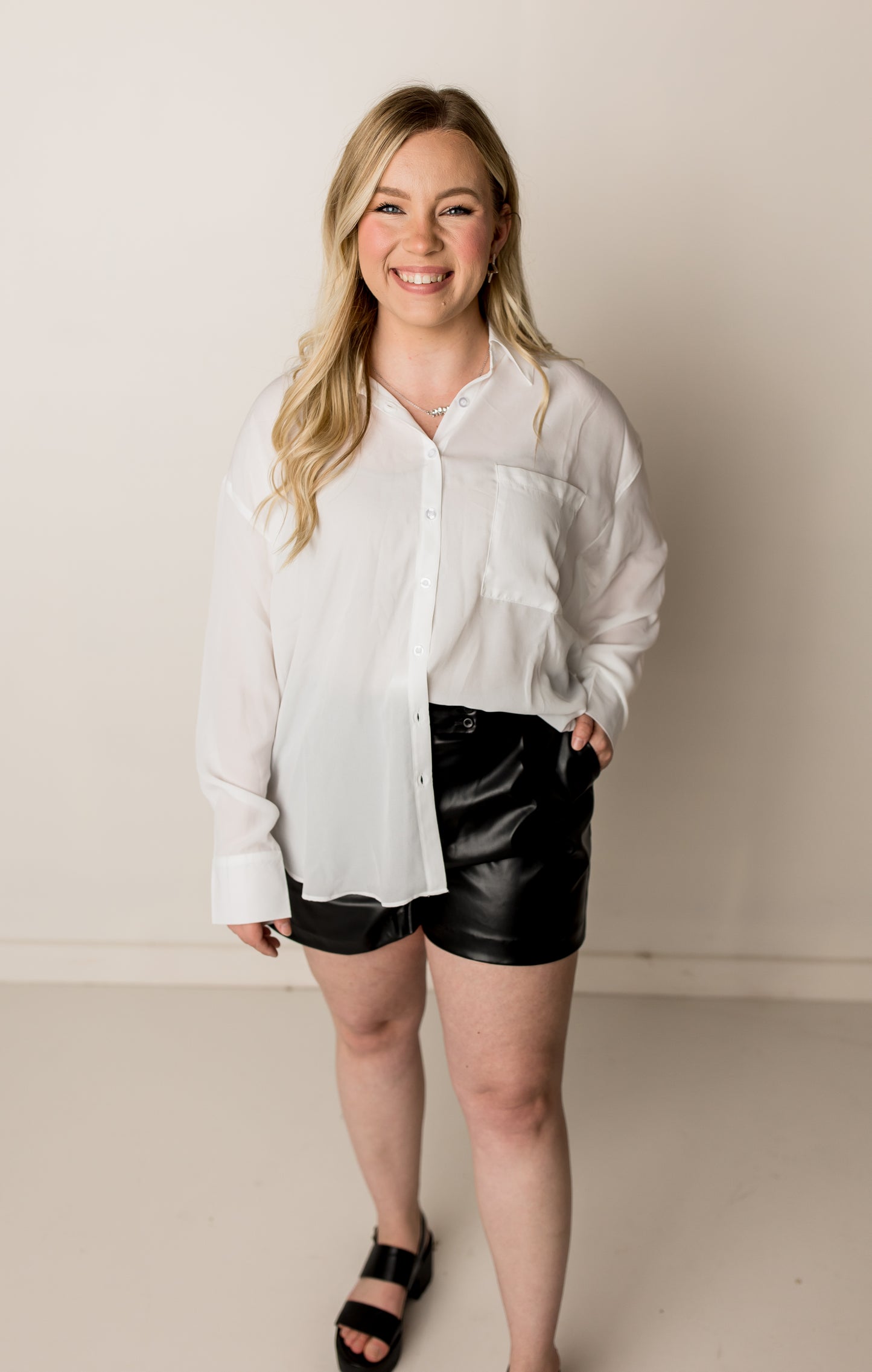 Frenchie Lightweight Button Down Top, White