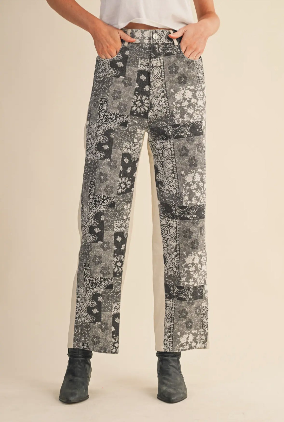 Bandana Print Straight Leg Jeans, Black / Cream