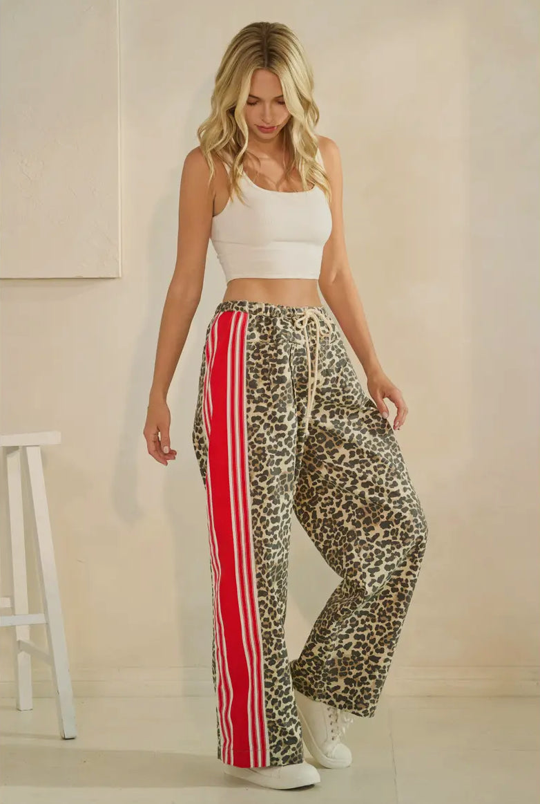 Quinlan Leopard Sport Striped Wide Leg Pants, Leopard / Red