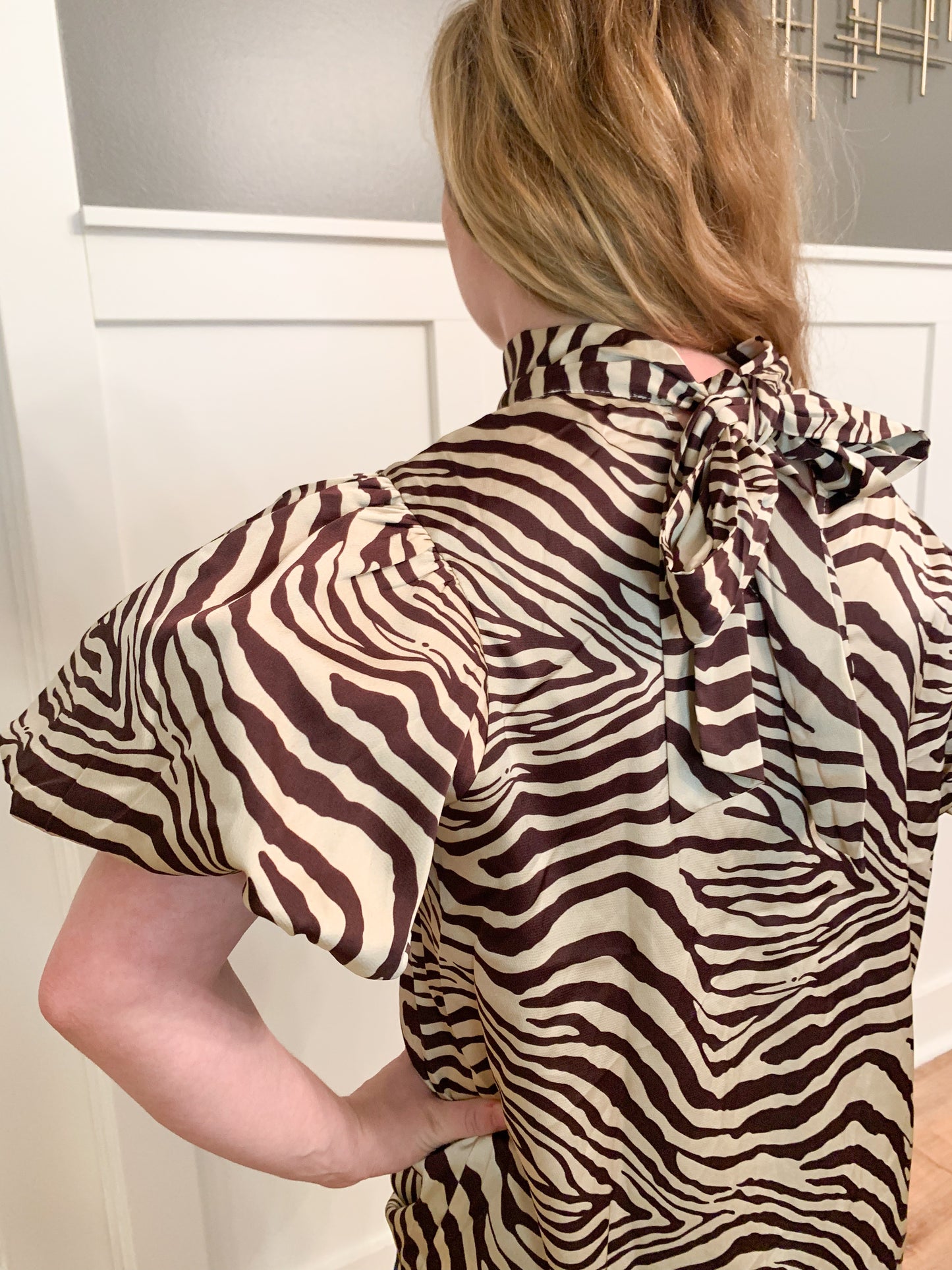 Zebra Mock Neck Puff Sleeve Blouse, Chocolate
