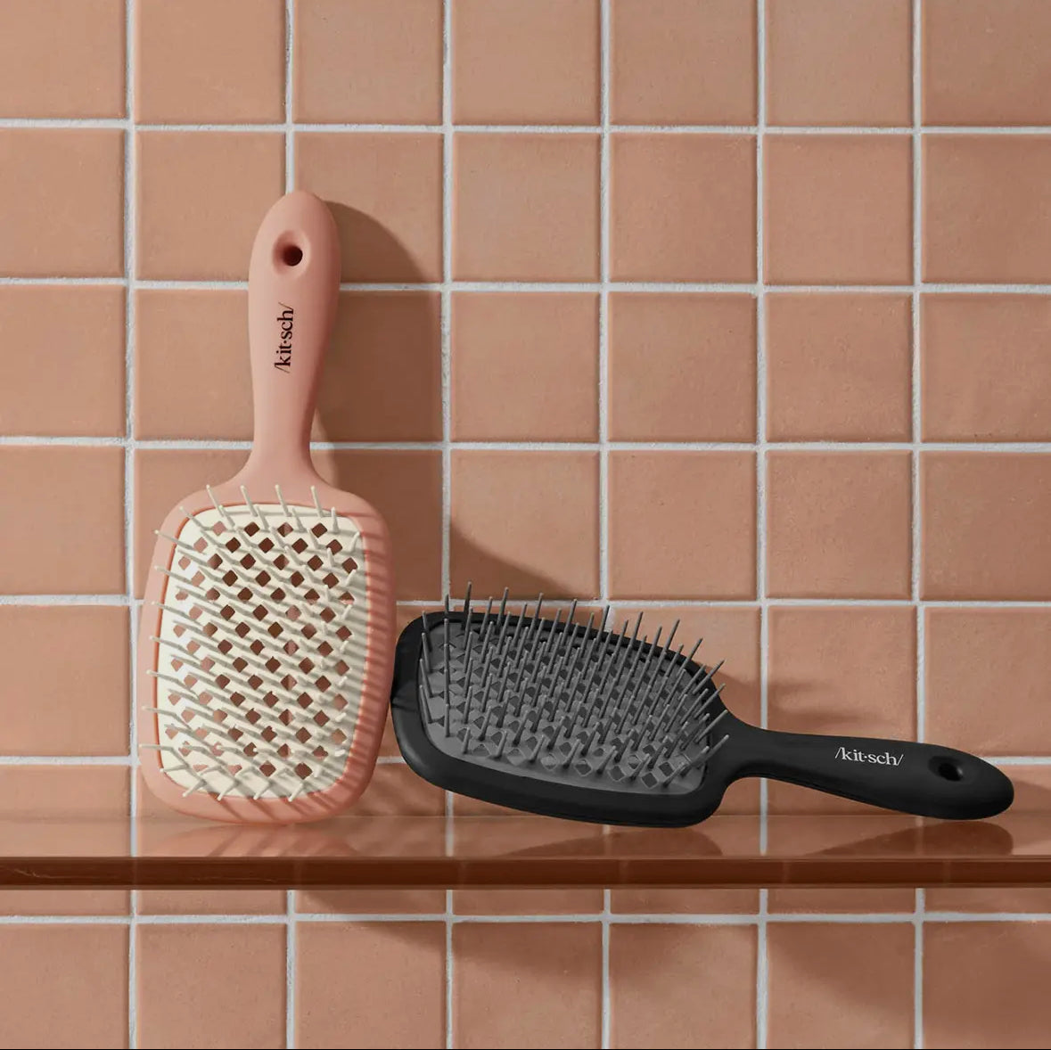 Kitsch Vented Paddle Brush, Terracotta