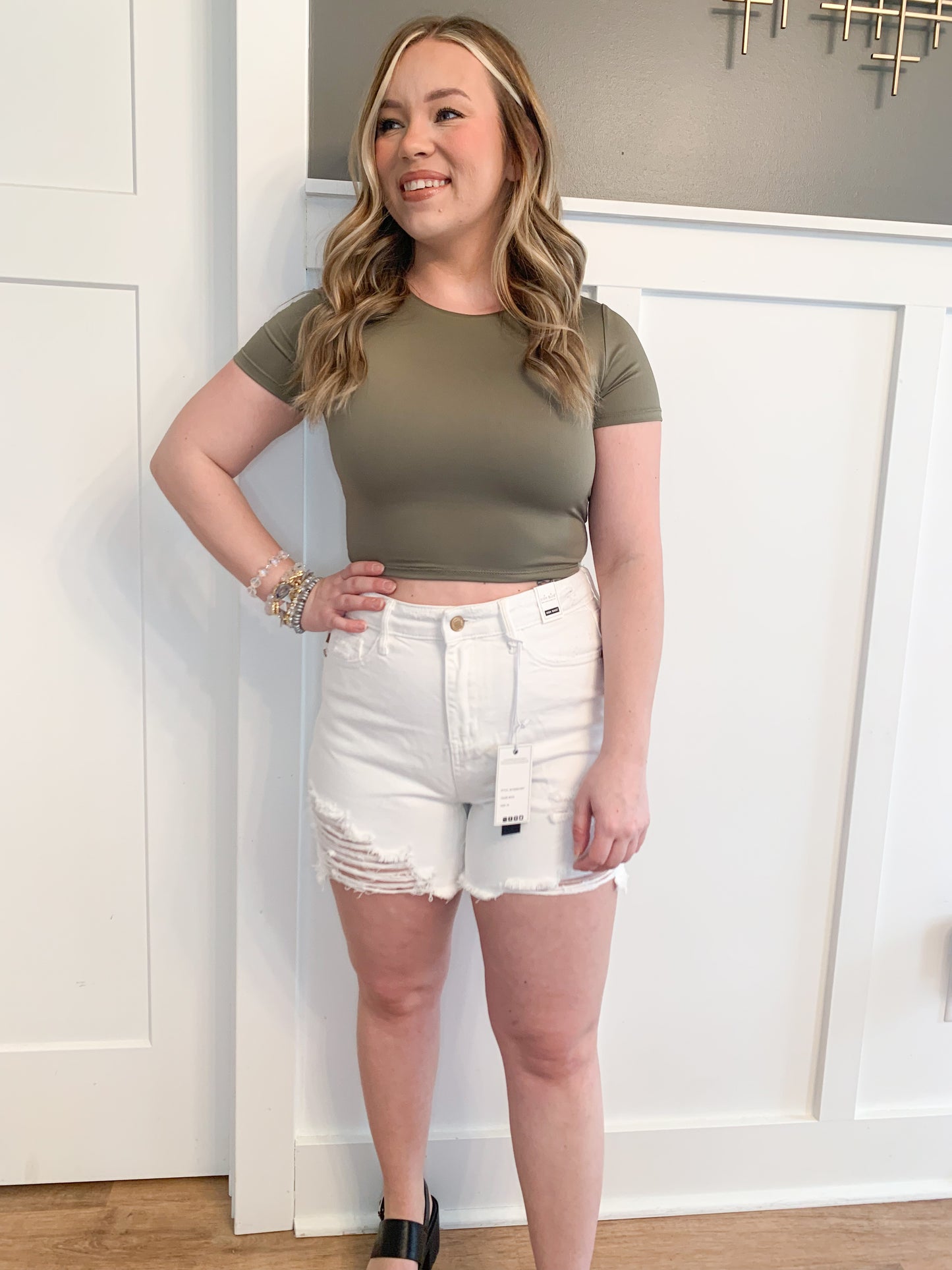 Summer Dreamin' Rigid Magic Judy Blue Shorts, White