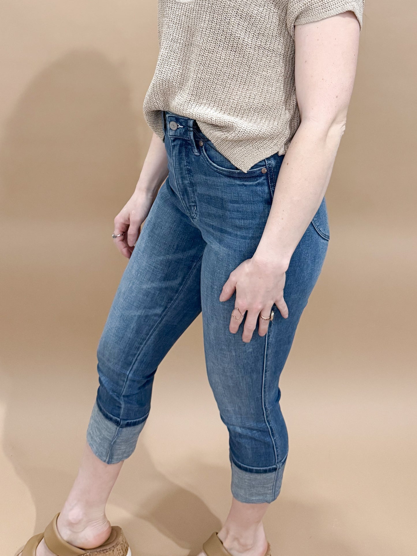 Chesney High Rise Tummy Control Cuff Capri Pants, Judy Blue